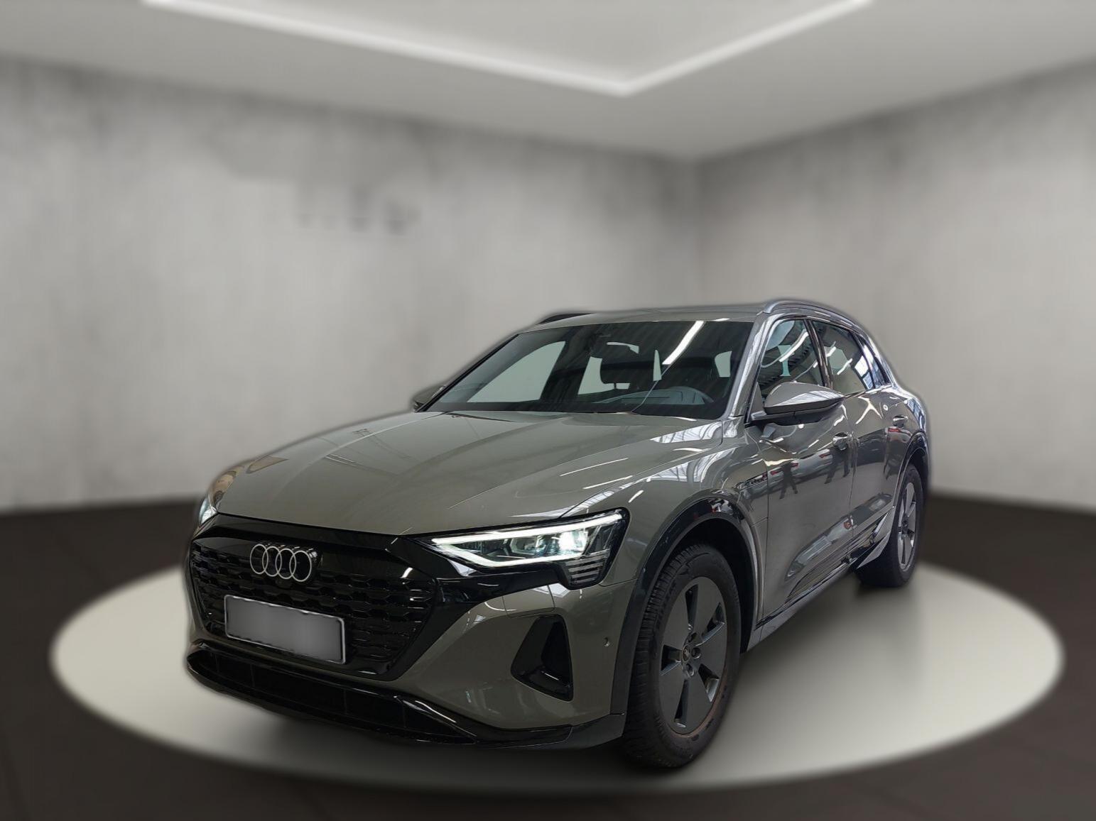 AUDI Q8 e-tron 50 quattro advanced